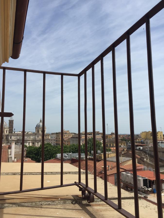 Bed & Breakfast L'opera Rome